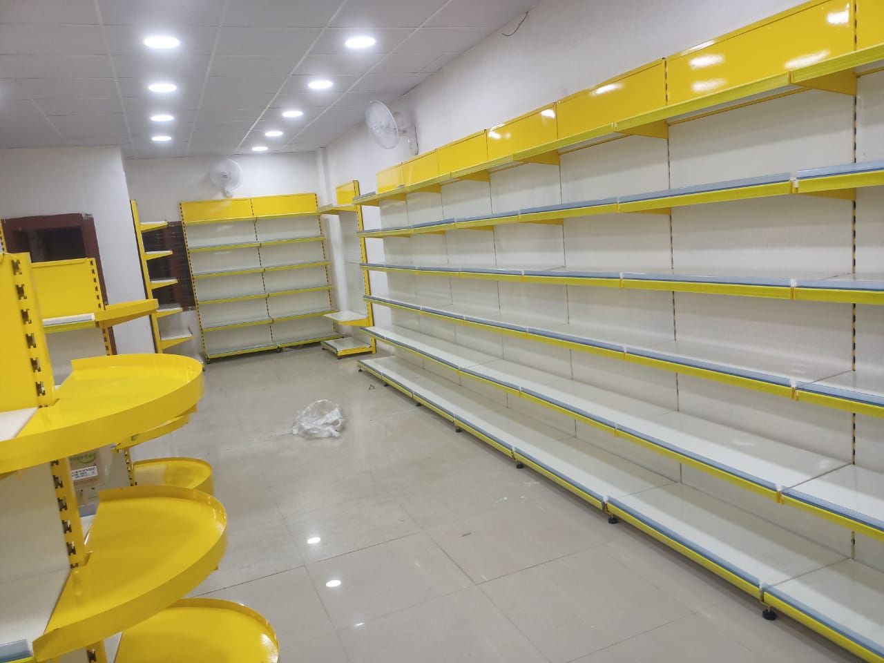 906630105_display racks (20).jpg